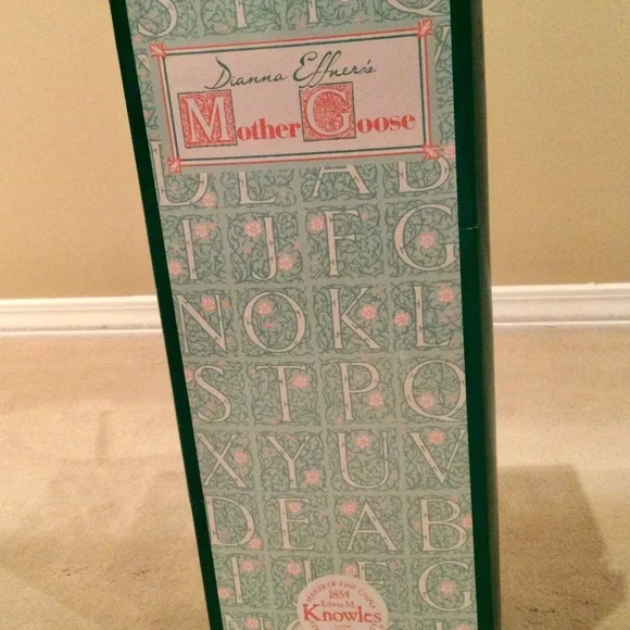 Ashton Drake collectable porcelain doll. Like new! Mary, Mary - Picture 2 of 5